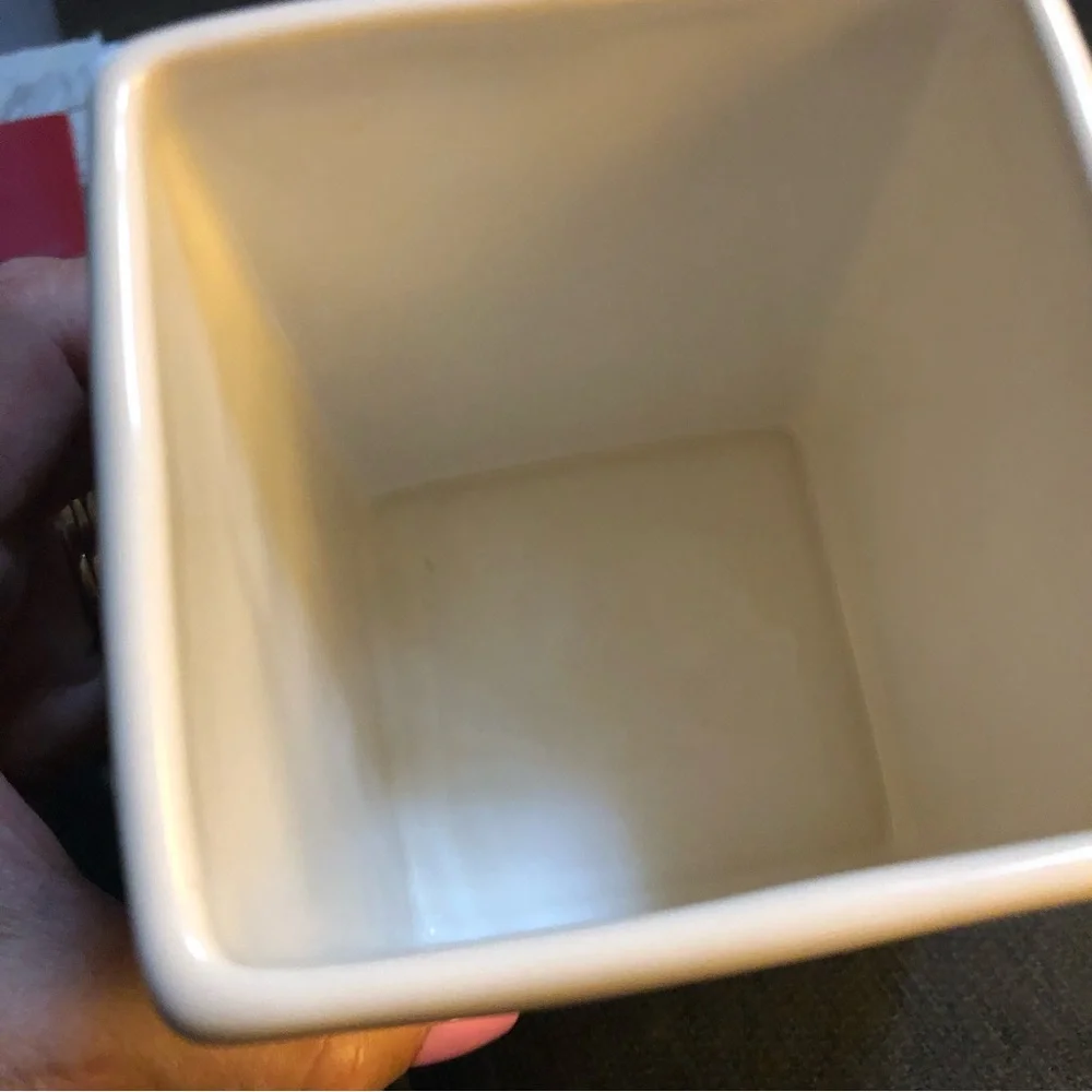 Rae Dunn Makeup brush holder